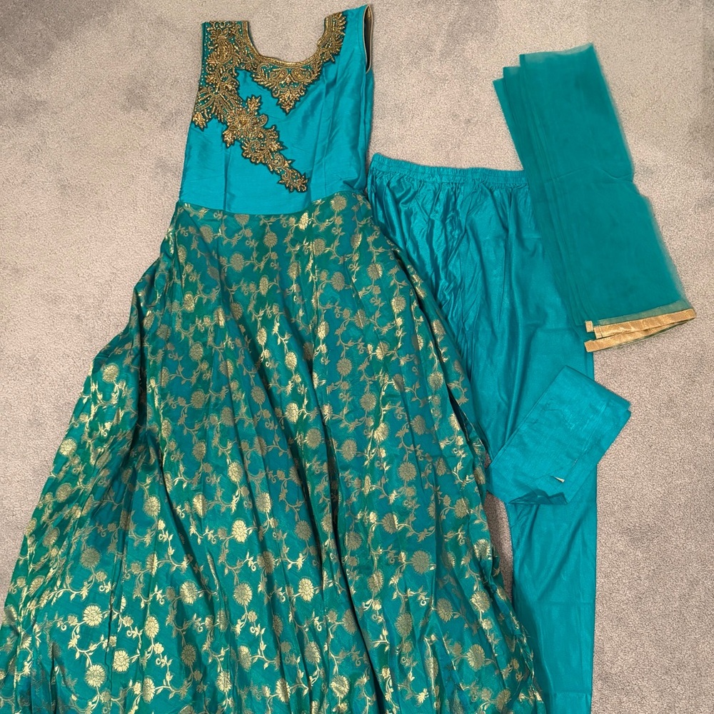 Elegant Teal and Gold Dress